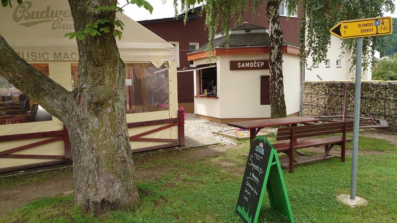 Hotel Na Rybnicku Bohutin Esterno foto